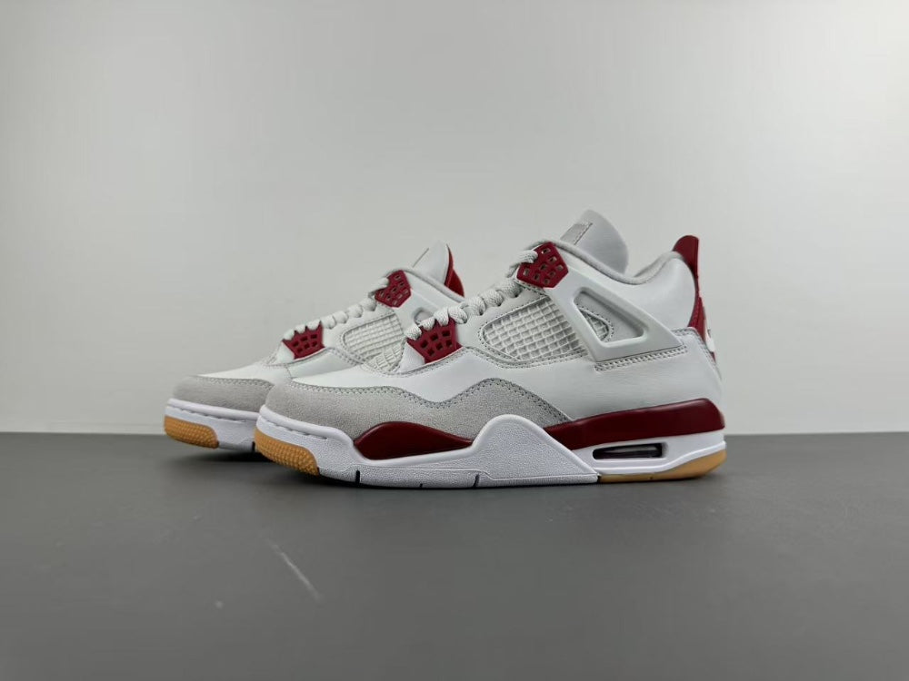Air Jordan 4 Retro SP Varsity Red Friends & Family