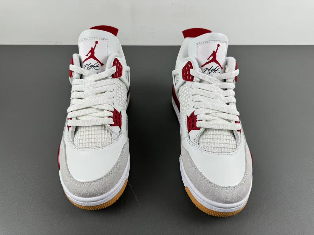 Air Jordan 4 Retro SP Varsity Red Friends & Family
