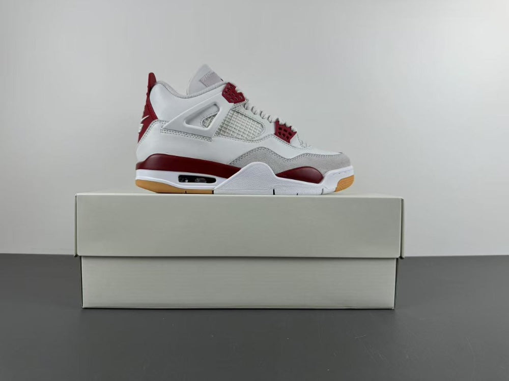 Air Jordan 4 Retro SP Varsity Red Friends & Family