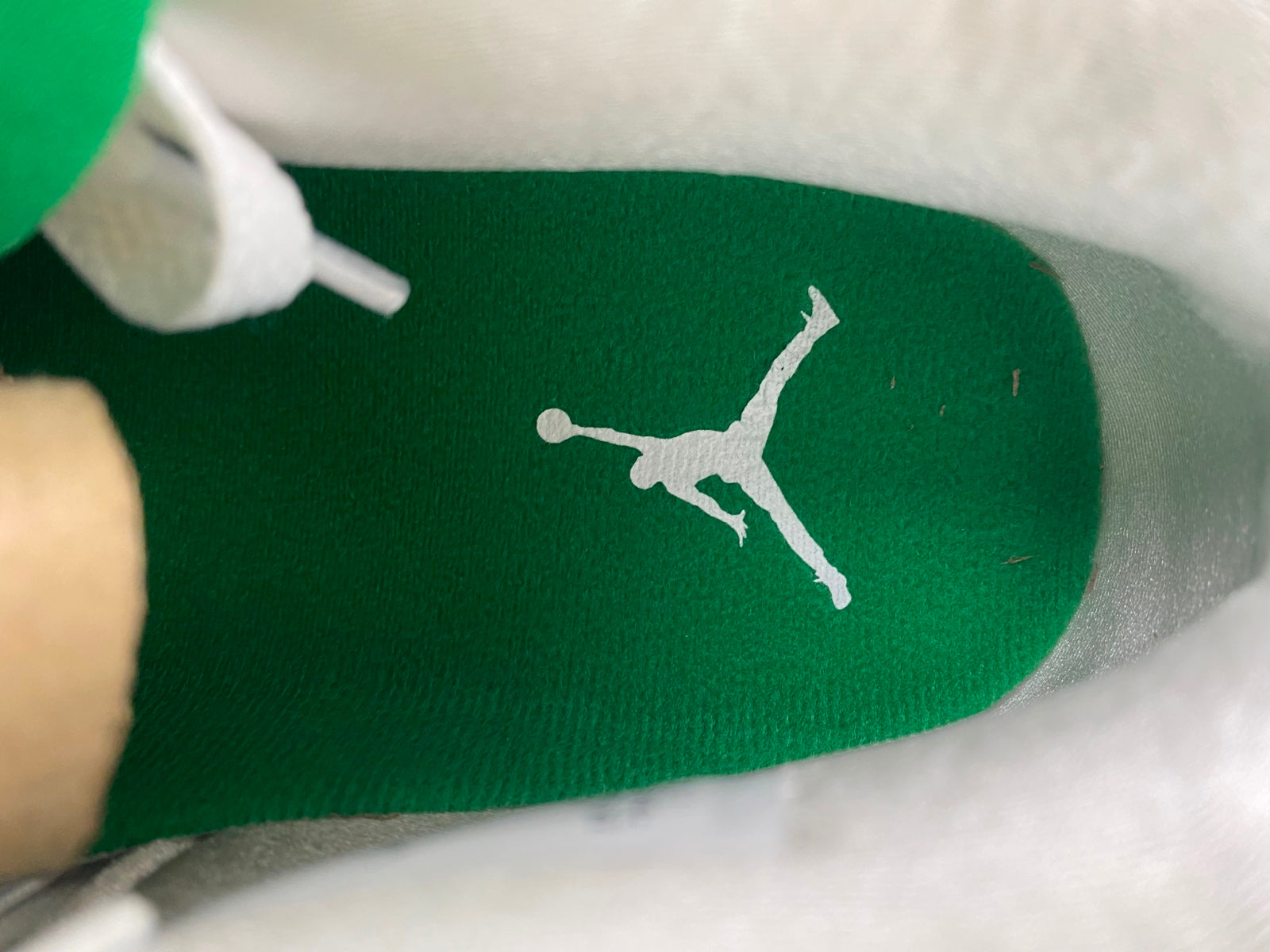 Air Jordan 4 Metallic Green