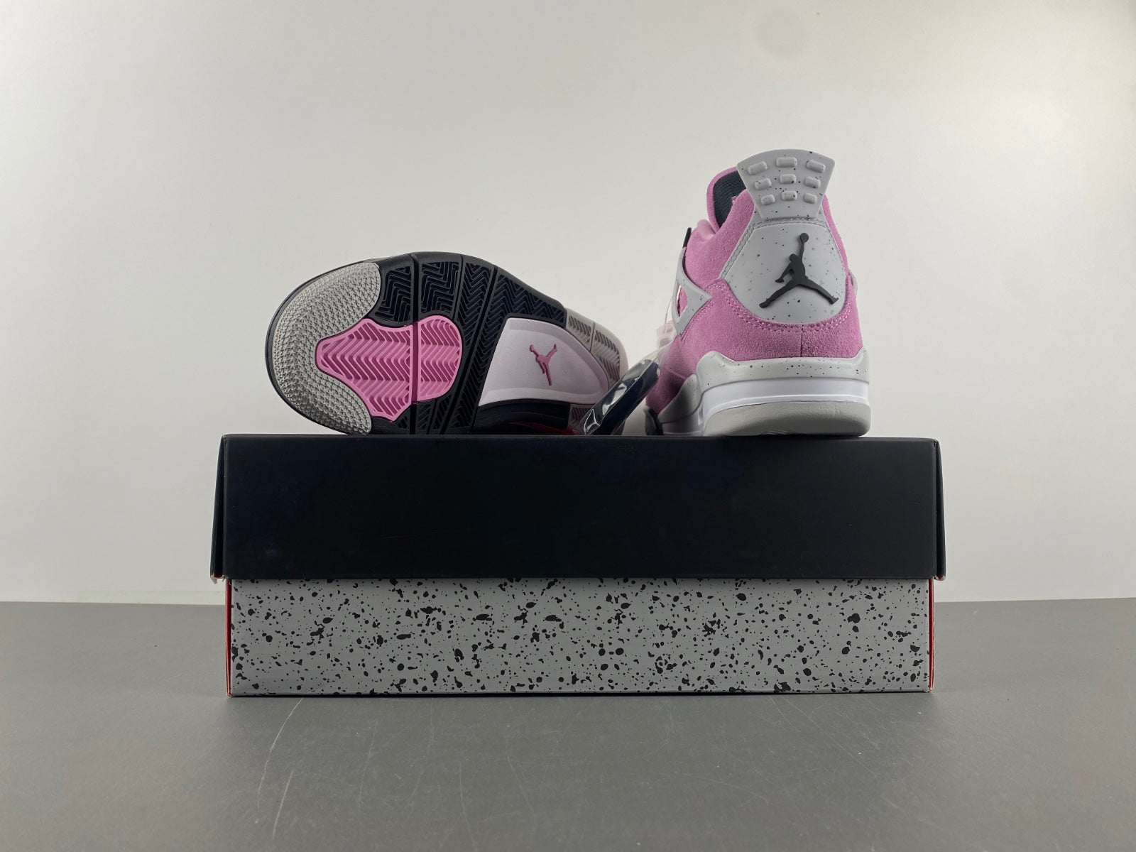 Air Jordan 4 Retro Orchid (wmns)