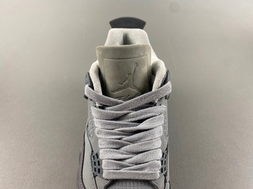 Air Jordan 4 Retro Wet Cement
