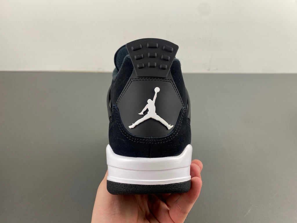 Air Jordan 4 Retro White Thunder