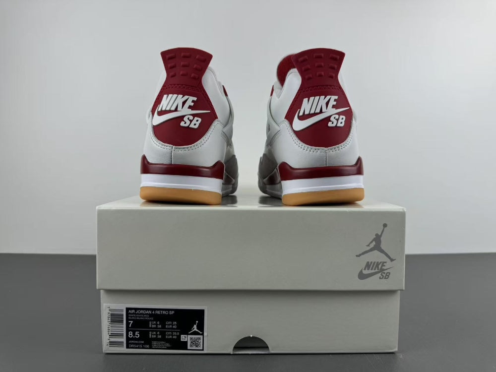 Air Jordan 4 Retro SP Varsity Red Friends & Family