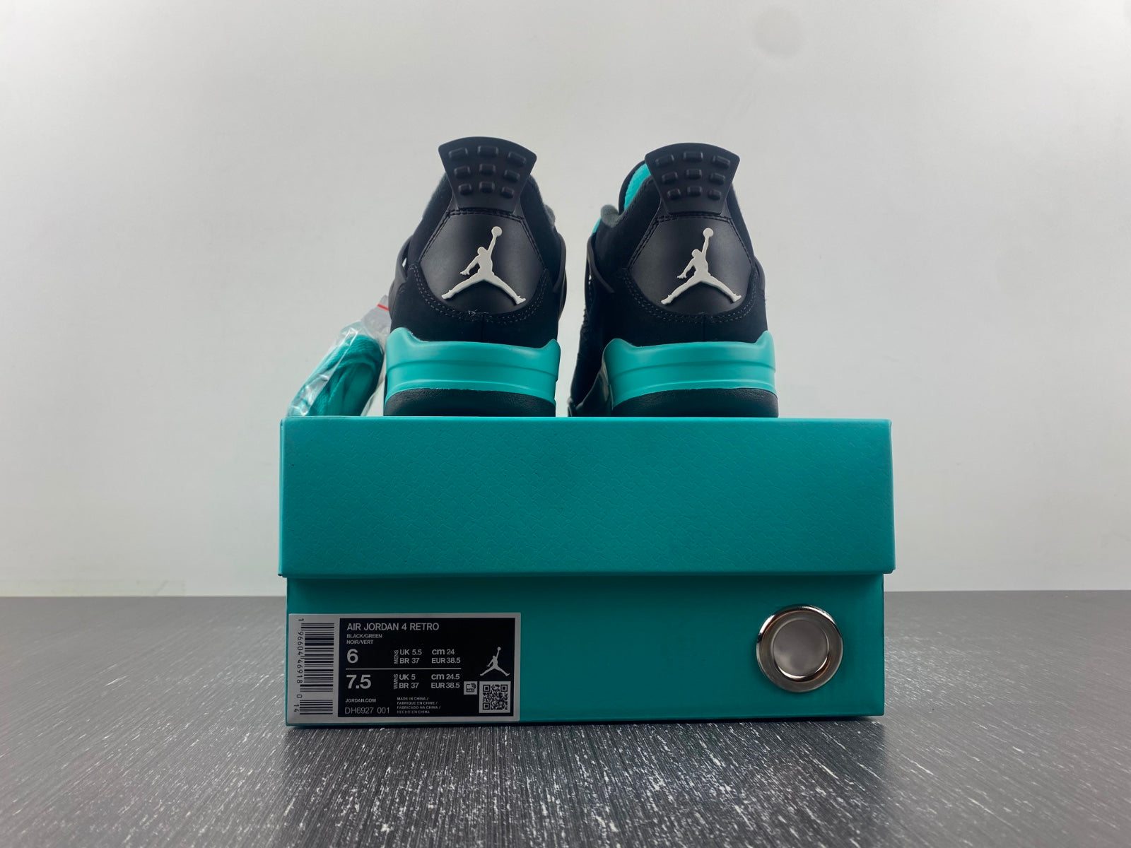 Air Jordan 4 Retro Tiffany