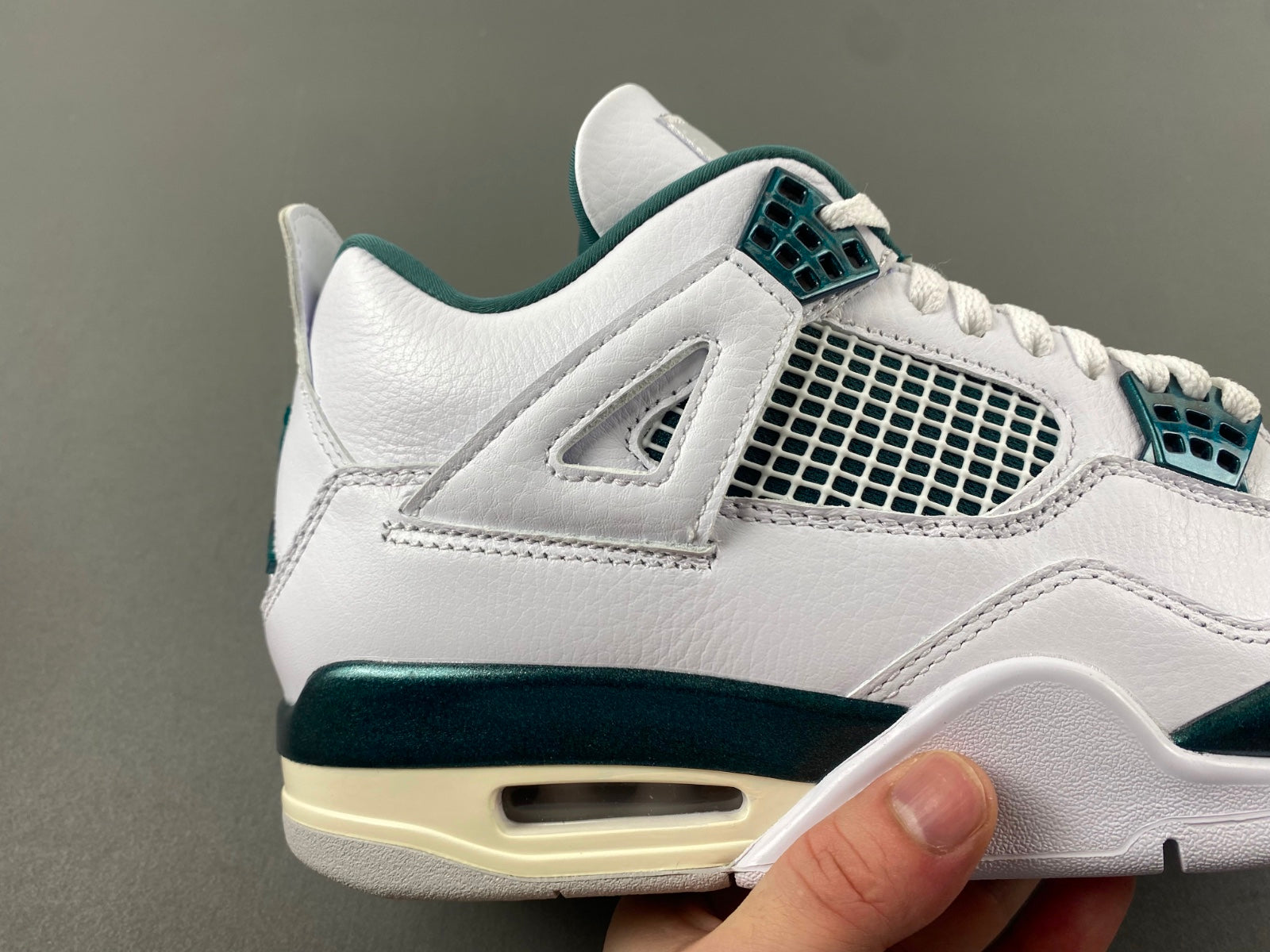 Air Jordan 4 Retro Oxidized Green