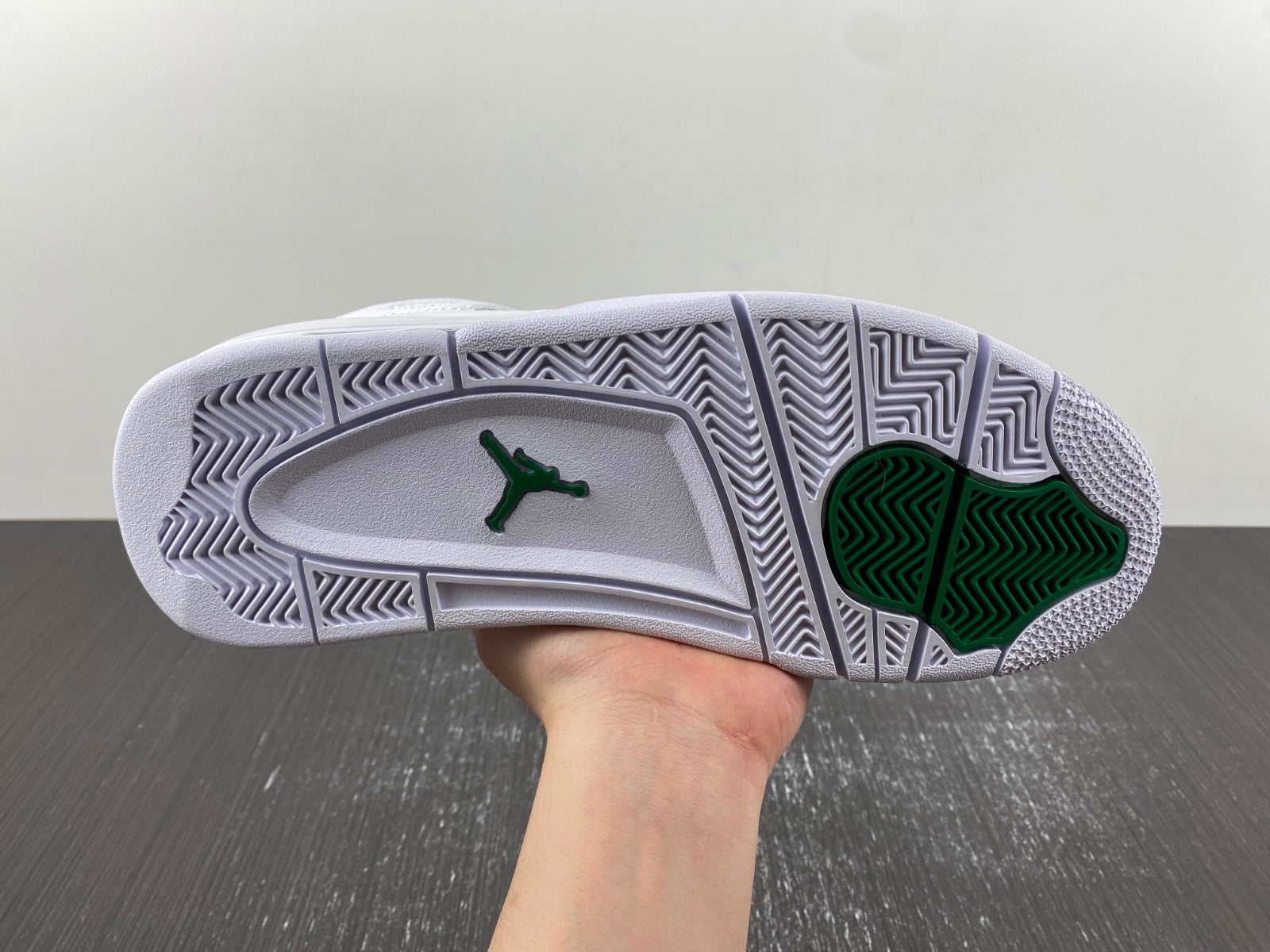 Air Jordan 4 Metallic Green