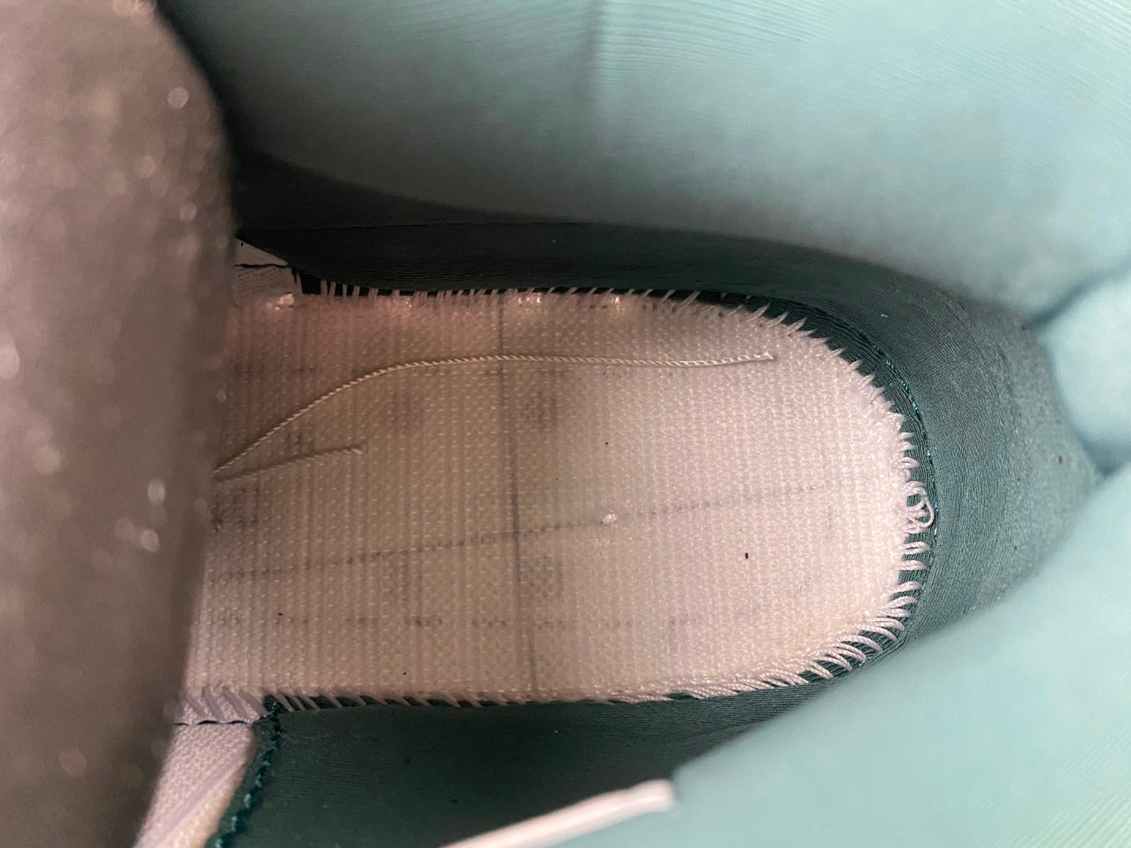 Air Jordan 4 Retro Oxidized Green