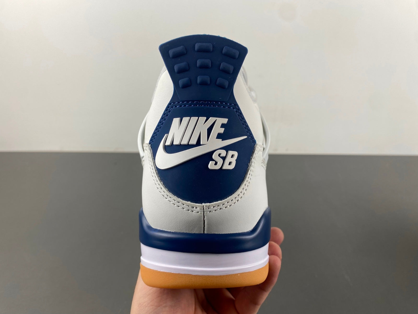 Air Jordan 4 Retro Navy