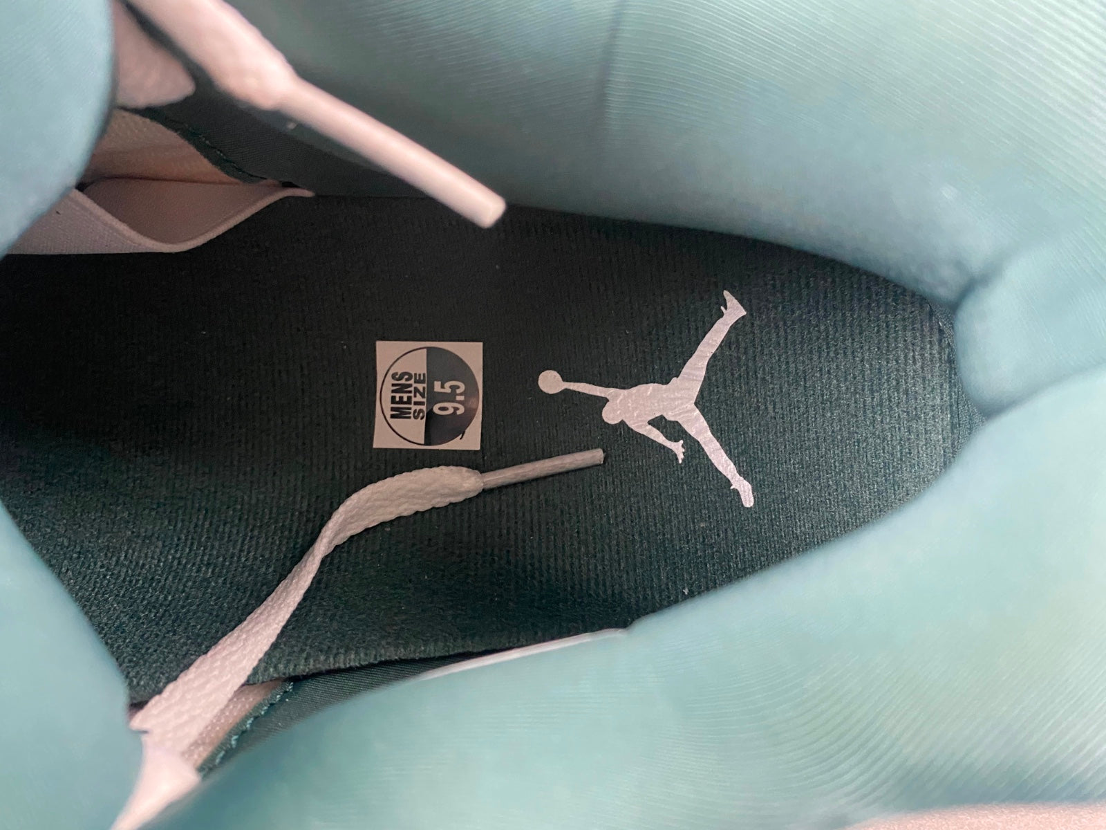 Air Jordan 4 Retro Oxidized Green
