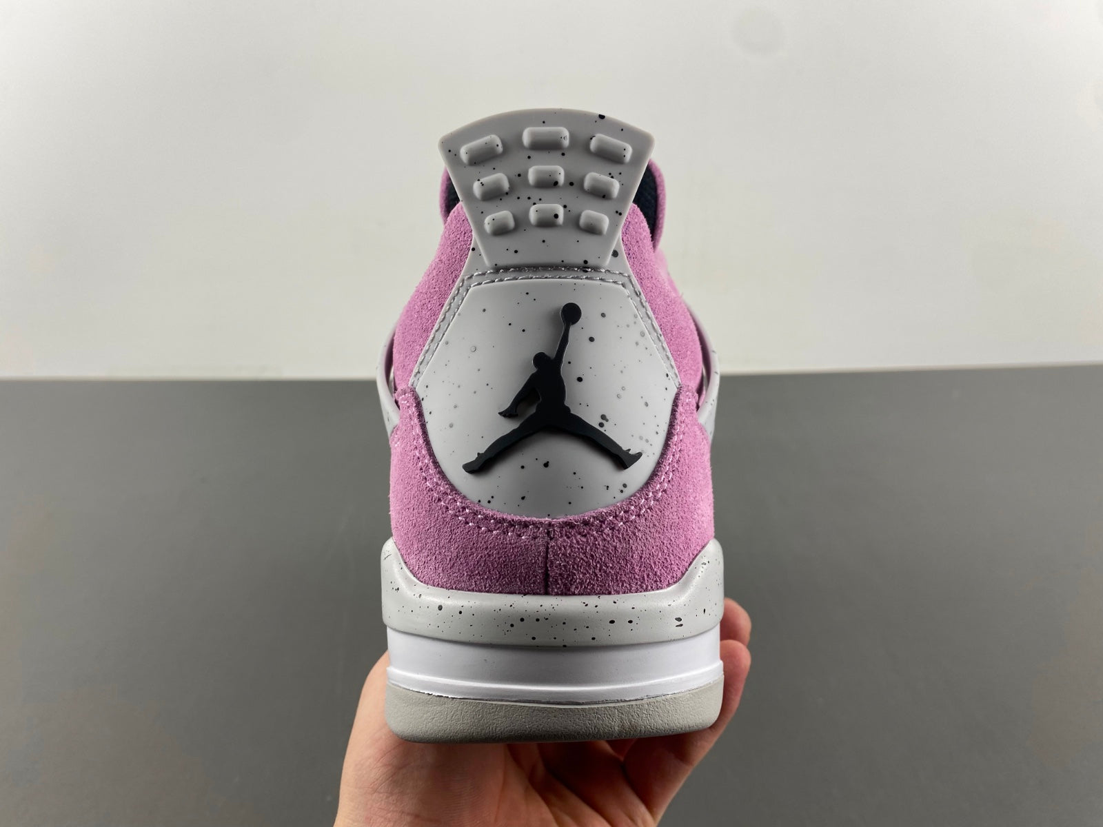 Air Jordan 4 Retro Orchid (wmns)