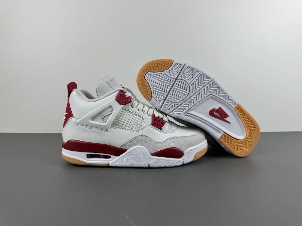 Air Jordan 4 Retro SP Varsity Red Friends & Family
