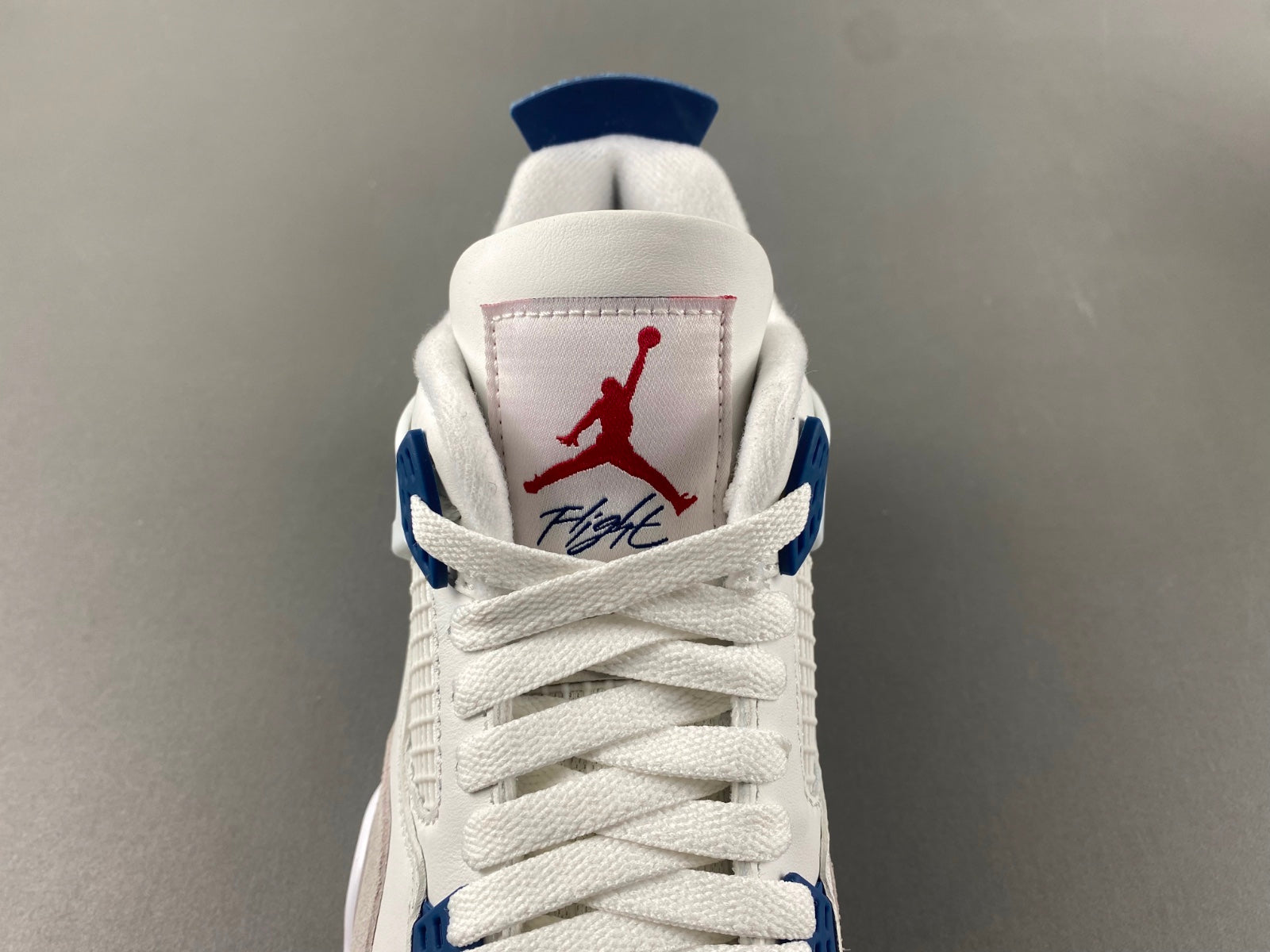 Air Jordan 4 Retro Navy
