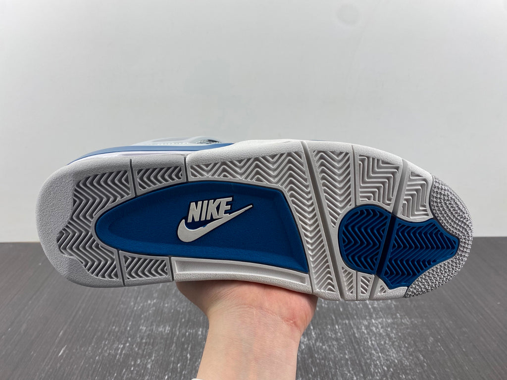 Air Jordan 4 Retro Military Blue
