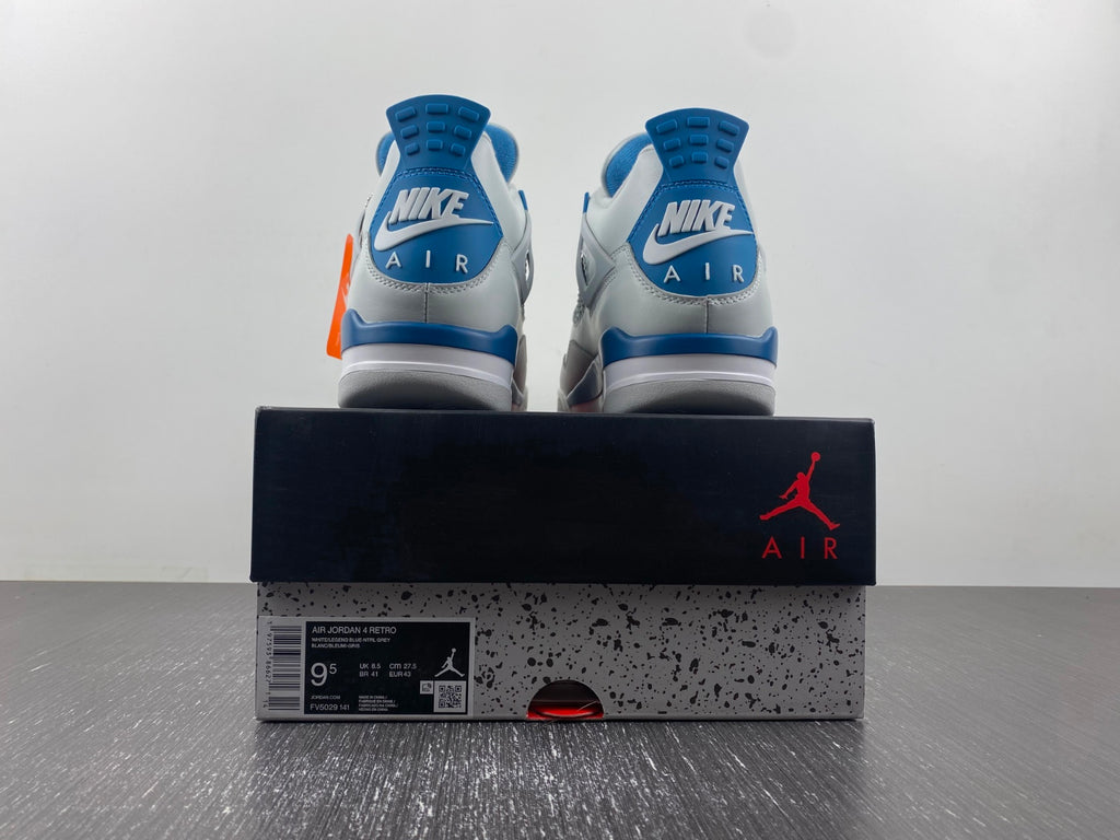 Air Jordan 4 Retro Military Blue