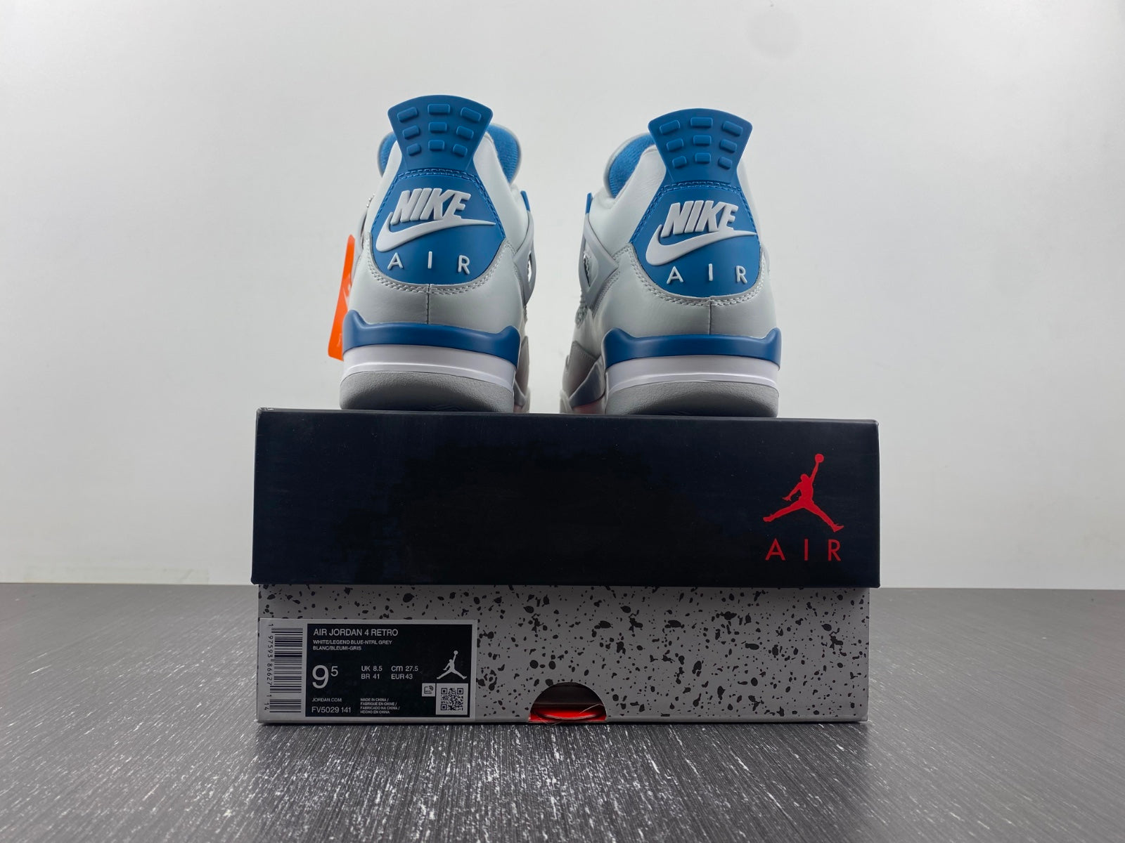 Air Jordan 4 Retro Military Blue