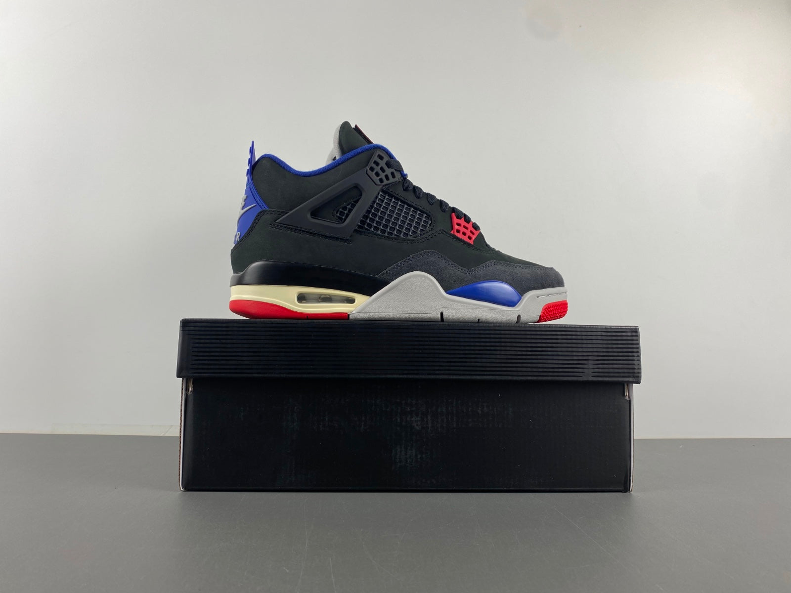 Air Jordan 4 Retro Rare Air