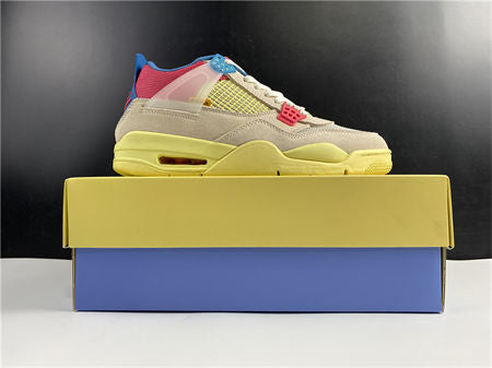 Air Jordan 4 Retro Guava Ice
