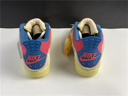 Air Jordan 4 Retro Guava Ice