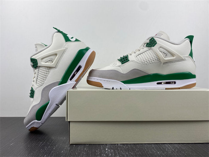 Air Jordan 4 SB Pine Green