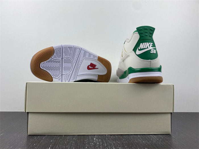 Air Jordan 4 SB Pine Green