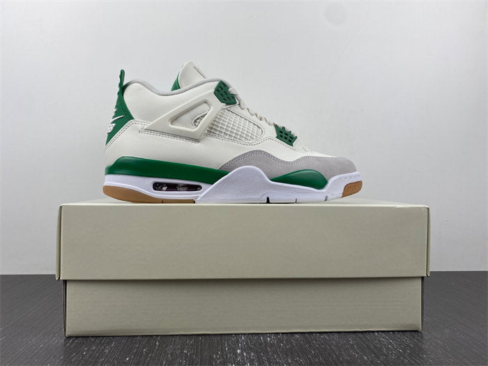 Air Jordan 4 SB Pine Green