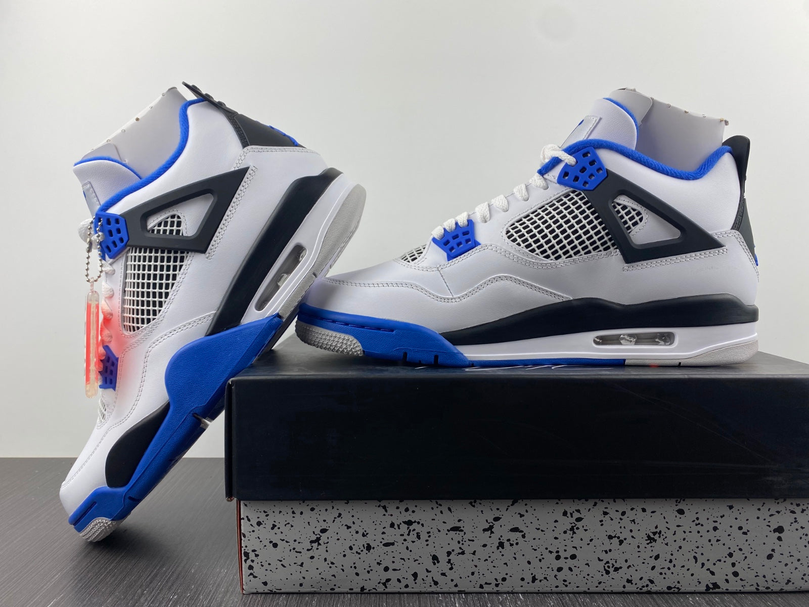 Jordan 4 Retro Motorsports
