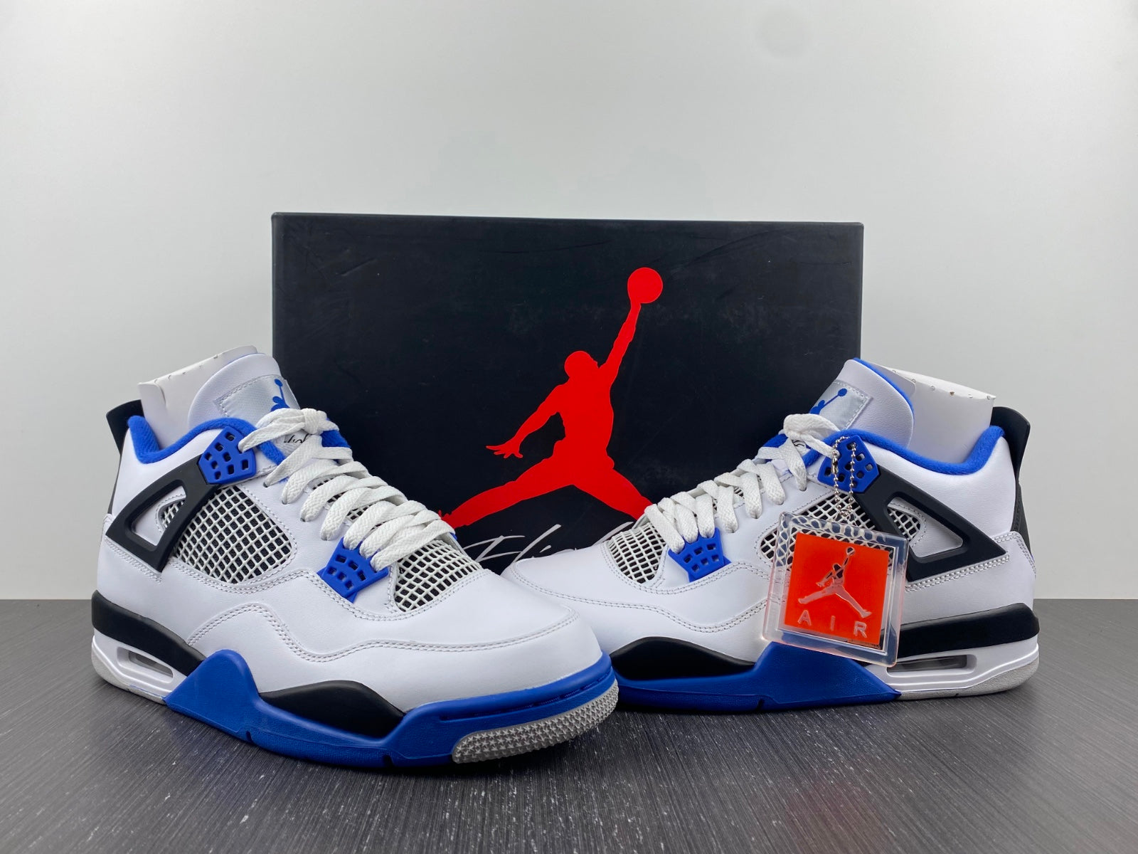 Jordan 4 Retro Motorsports