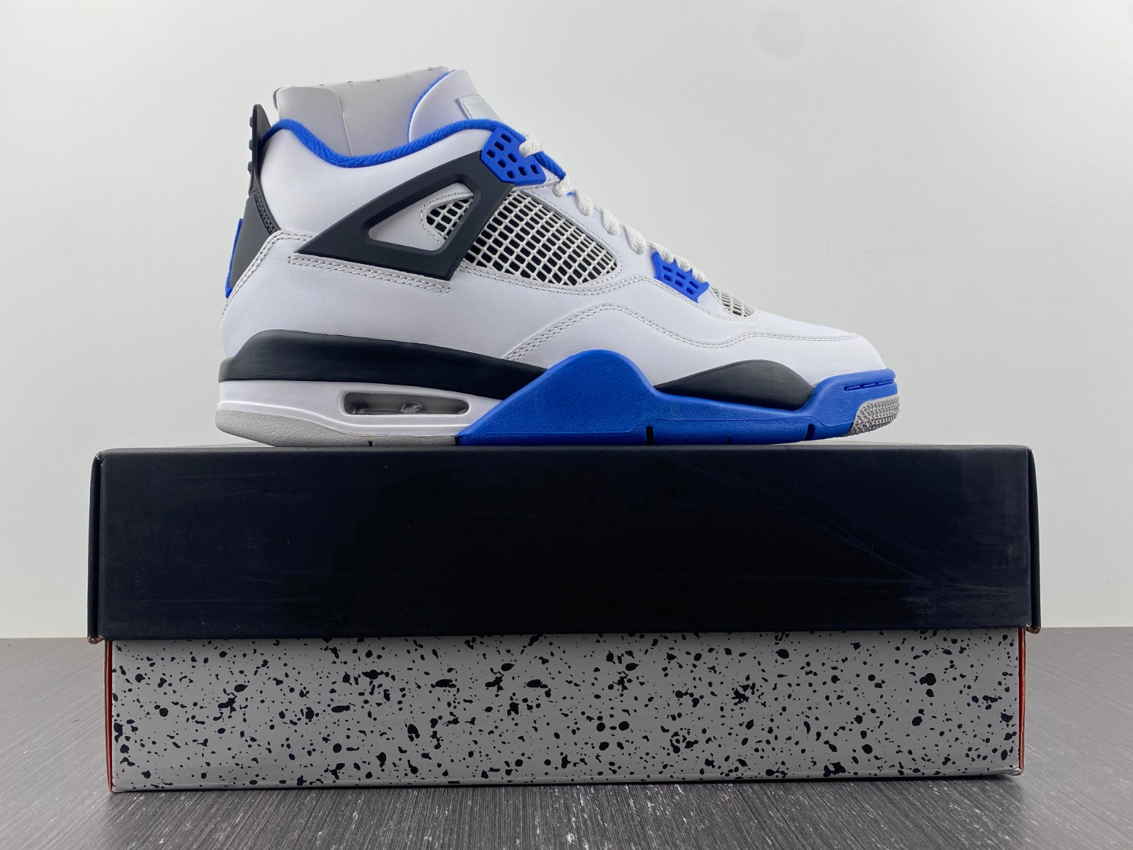 Jordan 4 Retro Motorsports