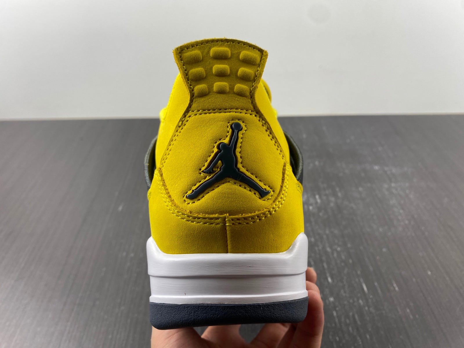 Air Jordan 4 Retro Lightning