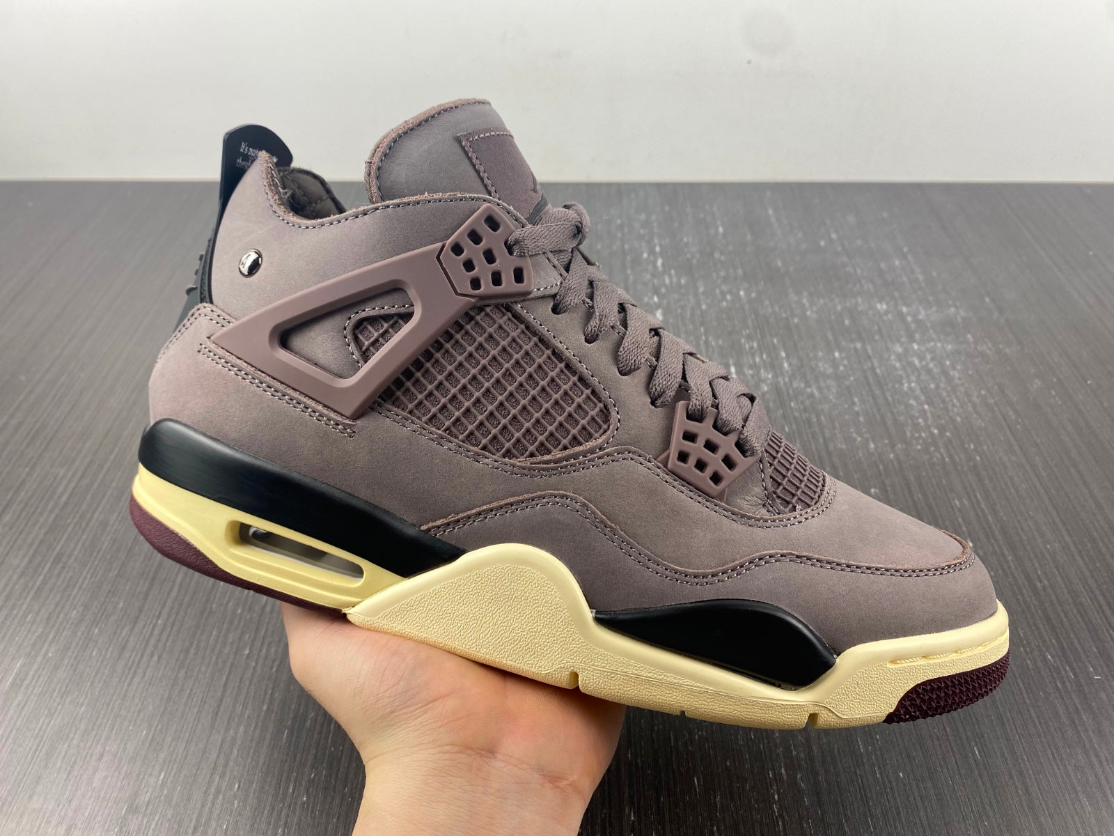 Air Jordan 4 Retro A Ma Maniére